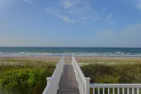 OCEANFRONT home with breathtaking views, West - Emerald Isle, NC!