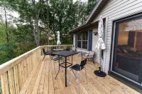 Driftless Area Country House: large deck, spring fed creek, Amish area - 3-Star