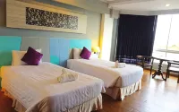 Thepnakorn Hotel