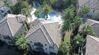 Italian Villa · 200 steps to beach · Free cruise tickets · Pool views · Pets OK! - Villas
