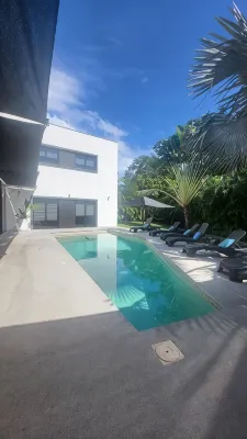 Célèbre Villa Venus avec services proche plage et 5Th Av. PAX 24 - Bungalows