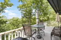 Margaritaville Family House Next to Pool - Homestays
