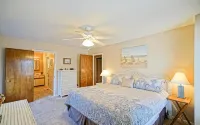 Lewes Beach Retreat 2 Minute Walk to Bay!