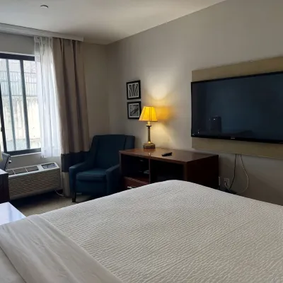 Days Inn by Wyndham Brooklyn Marine Park Hotels near Brooklyn College