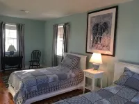 Nantucket Colonial abuts conservation land and bird sanctuary