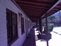 Ranch Motel فنادق في تيهاتشابي