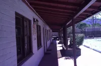 Ranch Motel