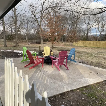 Remodeled country home w/firepit, super close to great hiking trails