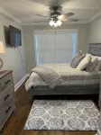 2 bedroom home in the heart of Paducah - Kitchens