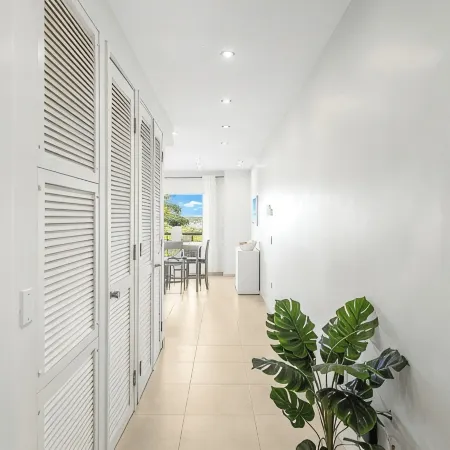 Azure Heaven, Breathtaking Views, Pool, Gym