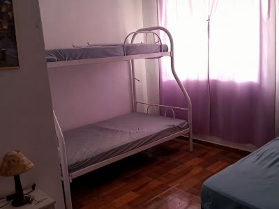 Casa Boa, 3 Quartos Sendo Duas Suites, 100 Metros da Praia do Barbudo. Araruama