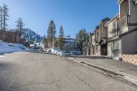 Slopeside Retreat at Mammoth Mountain, Ski-in\Ski-out at Canyon Lodge - Morgenmad