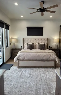 Two bedroom Luxury private suite, with your own hot tub.