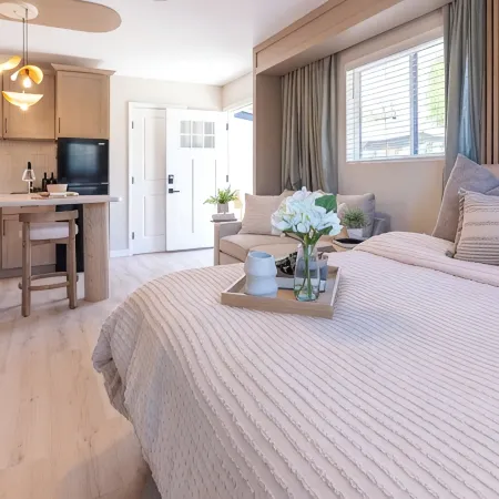Charming studio in delightful Escondido with AC