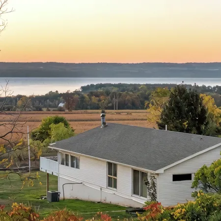 Panoramic Lake View Retreat with Firepit! Centrally Located on Wine Trail!