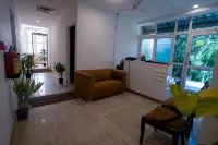 Farmhouse  Inn NH8 Hotel &  Resort - Homestays