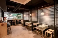 紅燈塔賓館 - 家庭旅館