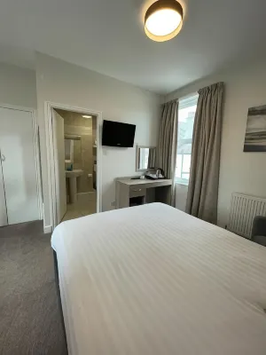 The Clarendon Hotel