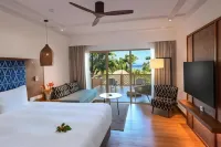 Outrigger Fiji Beach Resort - 5-Star