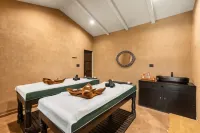 Sterling Orient Woods Pench - spa