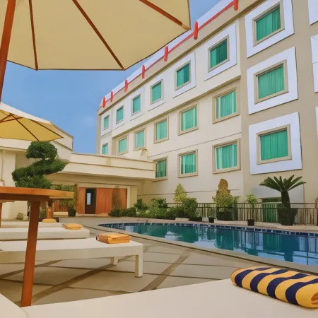 Rocky Plaza Hotel Padang