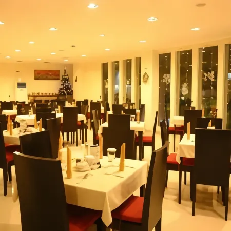 Royal Mamberamo Hotel