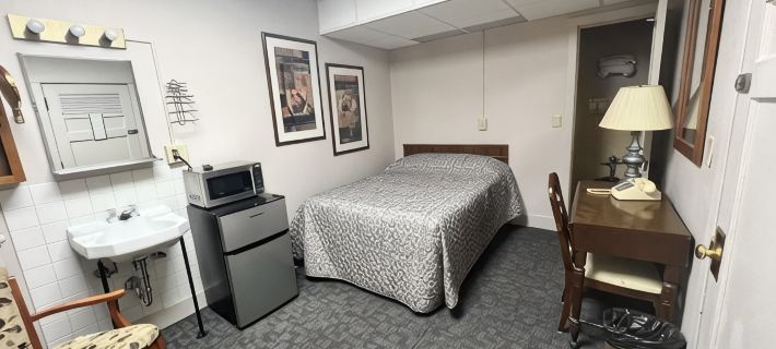 Canfield Hotel Hotele w: Dubuque County