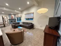 Heated Pool Home. 7 Mins to the Beach! Arcade. Perfect retreat rain or shine! - Wifi
