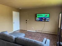 Newly Updated- Top Floor- Bona Nook - Apartments