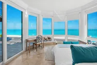 OCEANFRONT,  with spectacular infinity pool on Tar Bay.  An Exuma paradise. - Gym