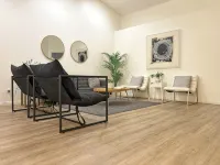Modern retreat, great views, games galore.. - 4星級