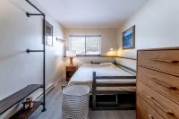 Telemark 5 4 Bedroom Condo by RedAwning - spa