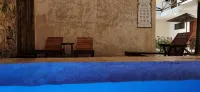 Hotel Casa Bamboo - parking