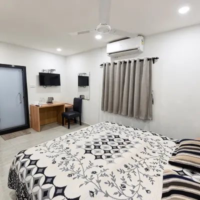 هوتل أفرين Hotels near السوق الجديد