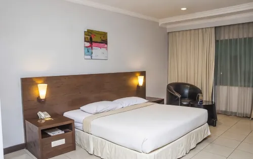 Hotel Kini Pontianak - С парковкой
