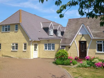 The Lodge Guest House Hotéis em 