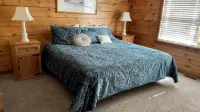 Rustic Log Cabin with amazing view of Lake Gaston! - 3-Star