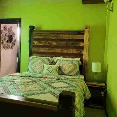 12 Star Villa 2 brCosy one bedroom fully loaded 5 min walk Darren Sammy cricket Rooms
