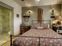 Ghost City Inn - balcony