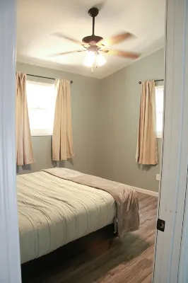 Lakefront cozy cottage! - Wifi