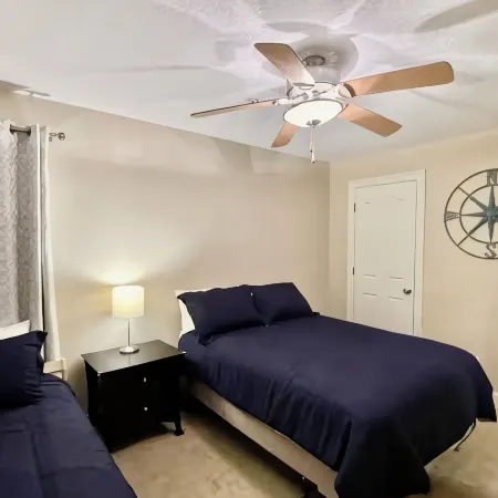Bella Vita: 2 Bed 2 Bath: Beach: Fireplace: Pet-Friendly