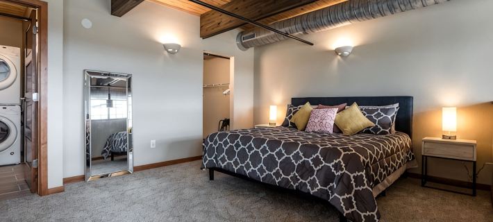 Modern Condo Near the Heart of Downtown la Crosse and All it Has to Offer! Hotels in La Crosse