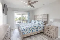 Pool Paradise: 8 bedroom 6 bath private pool sleeps 20 across from the beach! - ブティック