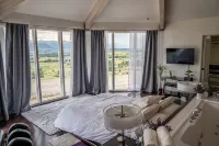 The Octagon House - 30 Mins to Yellowstone N. Entry - Master Sauna Jacuzzi - 5-Star