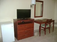 Royal Islander Hotel - موقف سيارات