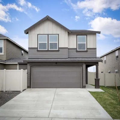 Urban Zen - 4 Bedroom Home - Kennewick - Boutique