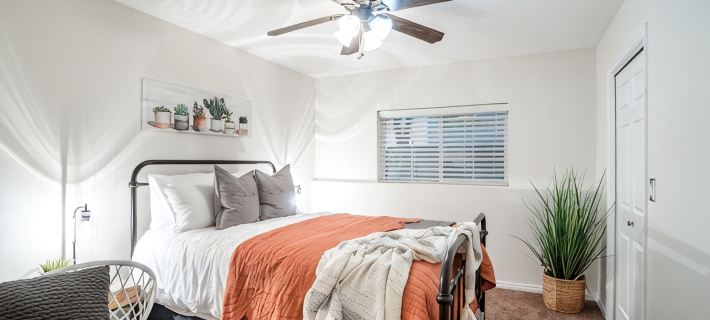 The Cozy Farmhouse Condo Hotels in Orem