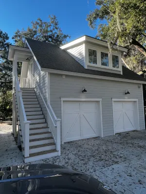 Carriage House within 5 minute walk of Old Town Bluffton - Boutique