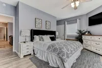 Dejablue Condo w/ pool on lake Texoma-Sleeps 8 - balcony