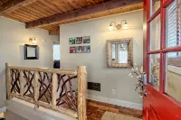 Last Min Discount! Mountain View Home • Hot Tub, Game Room, Fire Pit, Pizza Oven - Wifi